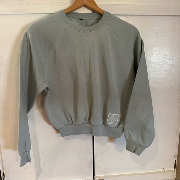 Divided H&M Seven Cities Edition Cotton-Blend Sweatshirt • Size: Medium - Picture 1 of 8